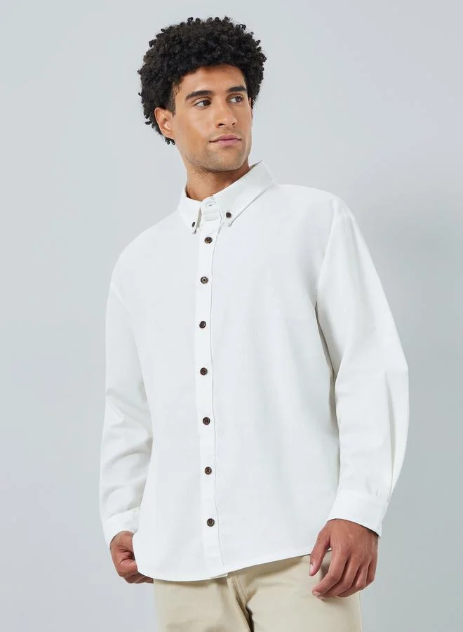 Styli Men Relaxed Fit Linen Blend Shirt with Button-Down Collar
